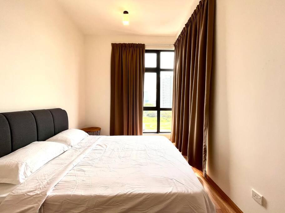 Ins Suite @ The Quartz Residence-Infinity Pool Malacca Exterior foto